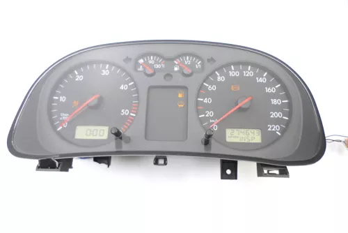 VW Golf 4 Tacho Tachometer Kombiinstrument 274.000km 1J0919860B 1,9 TDI 66kw 81