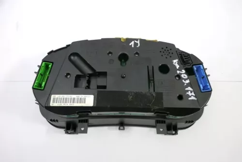 VW Golf 4 Tacho Tachometer Kombiinstrument 203.000km 1J0919860 1,4 16V 75PS 55kw (121922)