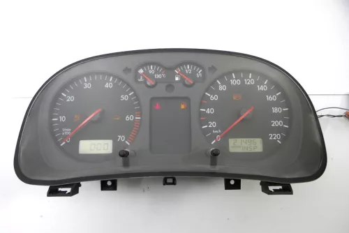 VW Golf 4 Tacho Tachometer Kombiinstrument 214.000km 1J0919860 1,4 16V 75PS 55kw
