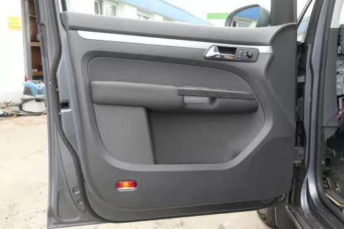 VW Touran 4x Türverkleidung Verkleidung Tür vorne +hinten links anthrazit 122699