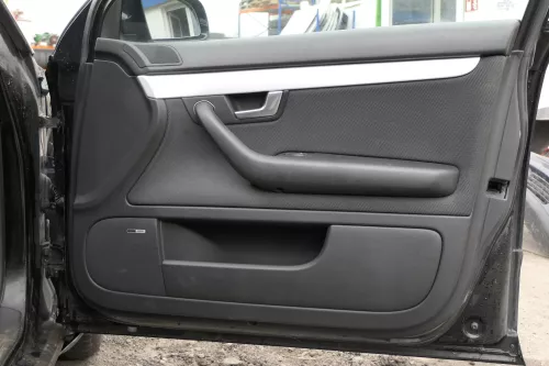 4x Audi A4 8E B7 Türverkleidung Verkleidung Tür vorne + hinten Bose S-line (122779)