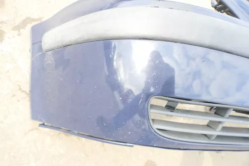 VW Bora Stoßstange vorne Frontstoßstange Stoßfänger vorne blau LA5G (123044)