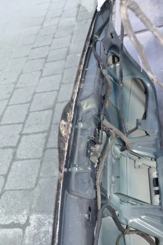 VW Passat 3B Kombi Variant Heckklappe Klappe hinten mit Scheibe grün LC6N (123226)