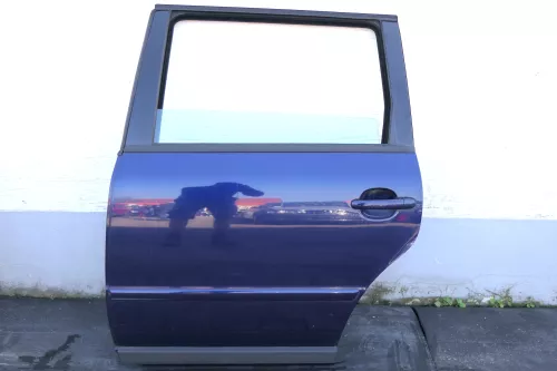 VW Passat 3B 3BG Kombi Variant Tür hinten links blau LB5N indigoblau mit Scheibe