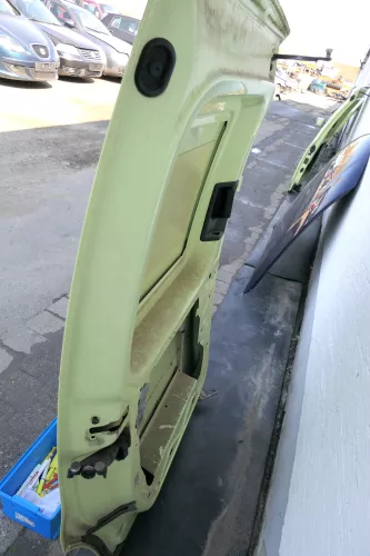 VW Caddy 3 2k Beifahrertür Tür hinten links gelb grün LL6J limette Schiebetür (123382)