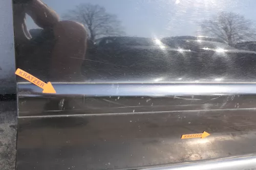 Audi A4 B5 Tür vorne rechts schwarz LY9B (Leiste+Griff beachten) Facelift (123471)