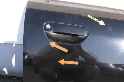 Audi A4 B5 Tür vorne rechts schwarz LY9B (Leiste+Griff beachten) Facelift (123471)