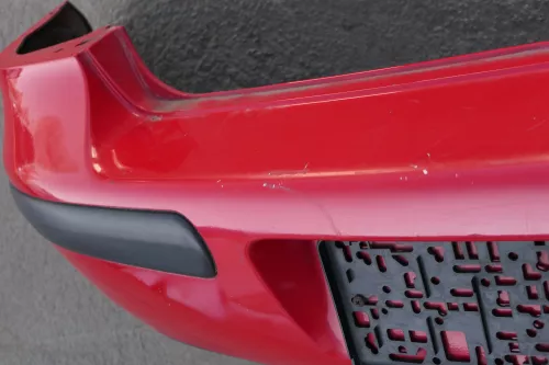 VW Golf 4 Limousine Stoßstange hinten Heckstoßstange Stoßfänger rot LP3G (123492)