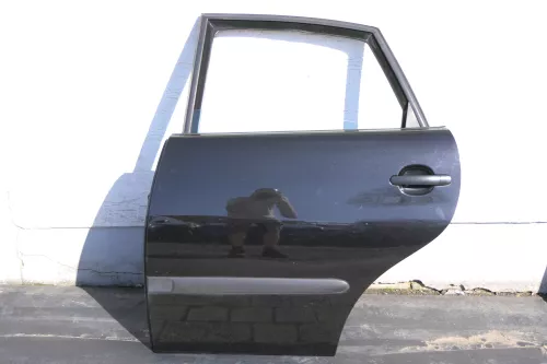 Seat Ibiza 6L Tür 4/5-Türer hinten links schwarz LC9Z