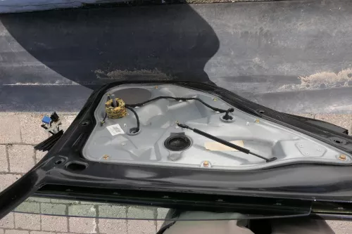 Seat Ibiza 6L Tür 4/5-Türer hinten links schwarz LC9Z (123508)