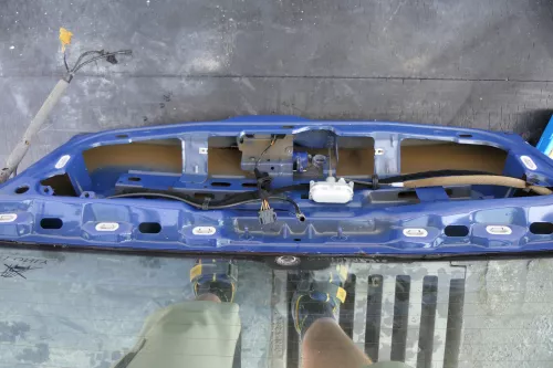 VW Polo 6N2 Heckklappe Klappe hinten Kofferraumklappe blau LA5C - Scheibe (123587)