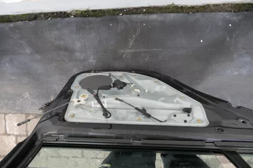 VW Golf 4 Limousine Tür hinten links schwarz LC9Z (KEINkombi) (123683)