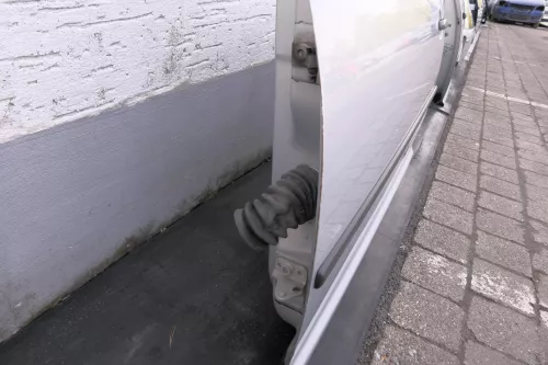 VW Golf 4 Bora Tür vorne links Fahrertür 2/3-Türer + Kombi silber LA7W reflex (123689)