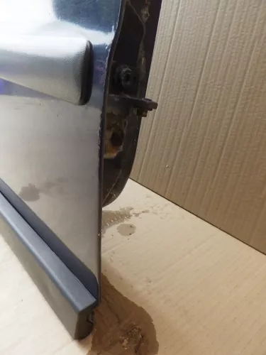 VW Passat 3B 3BG Kombi Limo Tür vorne rechts Beifahrertür blau LD5Q ohneAnbaute (123760)