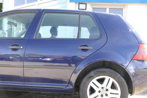 VW Golf 4 Limousine Tür hinten links blau LB5N indigoblau (KEINkombi) (123823)