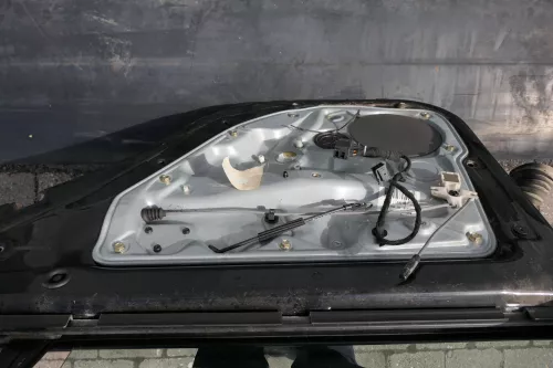 VW Golf 4 Limousine Tür hinten rechts schwarz LC9Z metallic (KEINkombi) (123826)