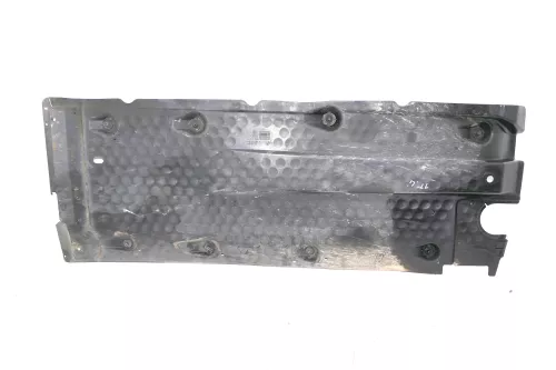 VW Golf A3 Unterbodenverkleidung Verkleidung links unten Abdeckung 1K0825211E Bi