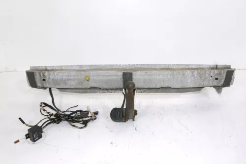 Audi A6 4B starre starr Anhängerkupplung Anhängekupplung Bosal 033181 (123968)