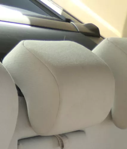 Skoda Octavia 1Z Sitz hinten in der Mitte Kopfstütze Kopfstützen achat grau