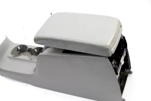 VW Passat 3BG Mittelarmlehne Armlehne Fach Lehne Mittelkonsole Leder grau (125730)