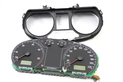 VW Polo 9N3 Tacho Tachometer Kombiinstrument 213.000km 6Q0920820L 1,4TDI AMF BAY (125768)