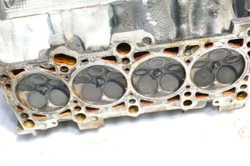 Audi A3 VW Golf 4 Zylinderkopf Kopf Nockenwellen 1,8T Turbo 110kw 150PS 20V AGU (125786)