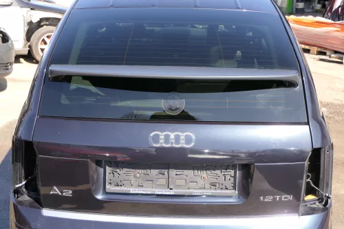 Audi A2 Heckklappe Klappe hinten Kofferraumklappe blau LZ5Q mit Scheibe