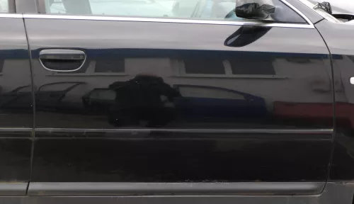 Audi A6 4B C5 Tür Türblatt vorne rechts Beifahrertür schwarz LY9B brilliantschwa