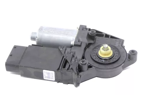 VW Passat 3BG ektrischer Fensterheber vorne rechts 3B4837752MS Fensterhebermotor (126183)
