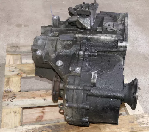 VW Touran Golf 5 Getriebe KDM 2.0TDI 6 Gang Schaltgetriebe ca. 136.000km (BMM Mo (126217)