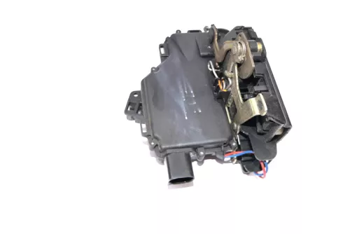 Seat Leon Octavia Stellmotor Tür Türschloß mit Zentralverriegelung links hinten