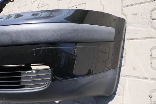 VW Passat 3B Stoßstange vorne Frontstoßstange Stoßfänger vorn schwarz LC9Z Grill (126340)