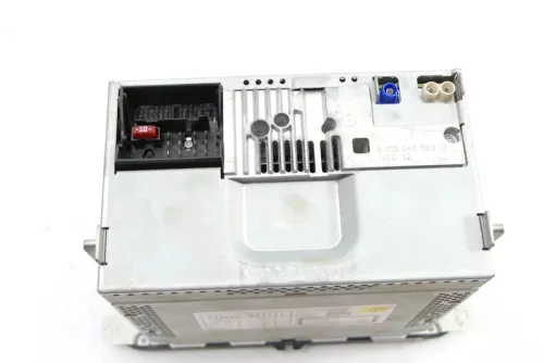 VW Passat 3C Golf Navi Navigationssystem 3C0035270 RNS 310 + Code (126425)