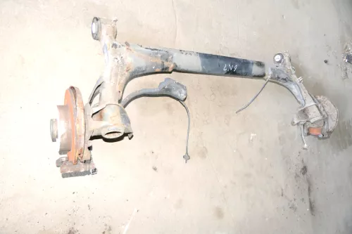 VW Polo 6N2 Achse hinten Hinterachse Achsträger mit ABS Scheibenbremse Scheibe (126604)