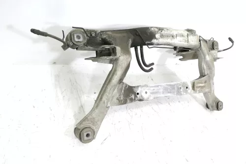 VW Passat 3C Gol Quattro Allrad Achse hinten Hinterachse Achsträger 4-Motion Alu (127057)