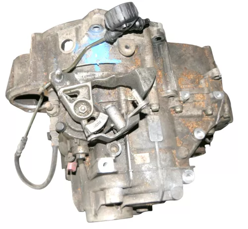 VW Touran Golf 5 A3 8P Getriebe GNE 2.0 TDI 6 Gang Schaltgetriebe ca. 163.000km (127162)