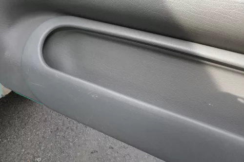 VW Polo 6N Türverkleidung Verkleidung Tür vorne rechts 2/3-Türer grau (127496)