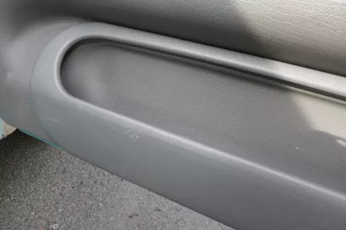 VW Polo 6N Türverkleidung Verkleidung Tür vorne rechts 2/3-Türer grau (127496)