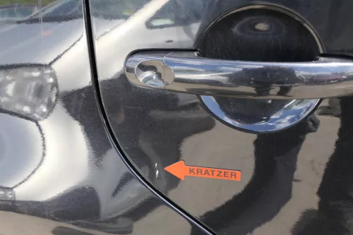 VW Touran 1T 1T3 Tür hinten rechts schwarz LC9Z metallic mit Scheibe (127961)