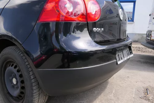 VW Golf 5 1K Limousine Stoßstange hinten Heckstoßstange schwarz LC9Z m (128314)