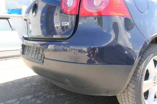 VW Golf 5 1K Limousine Stoßstange hinten Heckstoßstange blau LA5G perlblau PDC (128327)