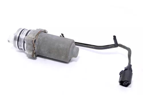 VW Passat 3C Quattro Allrad Differential Pumpe Vorladepumpe 0CQ598549 - 25.000km (128681)