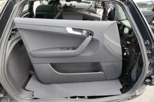 4xAudi A3 8P Türverkleidung Verkleidung Tür vorne & hinten links 4/5-Türer schwa