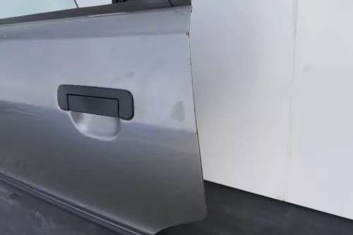 Audi 80 90 Limouisne Stufenheck Tür hinten links Rahmen Türblatt grau LY7P (128956)