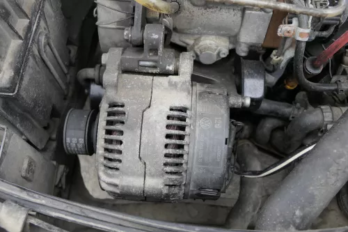 VW Golf 3 TDI T4 Lichtmaschine Generator 028903018C 120A 028903025S
