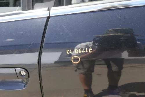 Audi A6 4B C5 Tür nur Türblatt hinten links schwarz LZ9W ebonyscharz (129497)