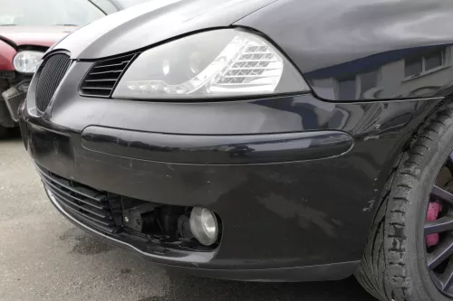 Seat Ibiza 6L Stoßstange Frontstoßstange vorne schwarz LC9Z bis ca.Anfang 2006 c (129507)