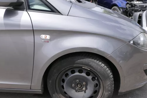 Seat Altea 5P Kotflügel vorne rechts grau LS7U schattengrau