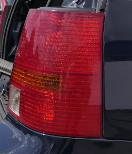 Golf 4 Variant Kombi Rücklicht hinten rechts Rückleuchte Lampenträger original (129712)