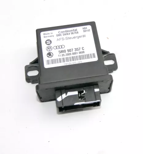 VW Golf Leon automatische Leuchtweitenregulierung LWR Steuergerät 5M0907357C